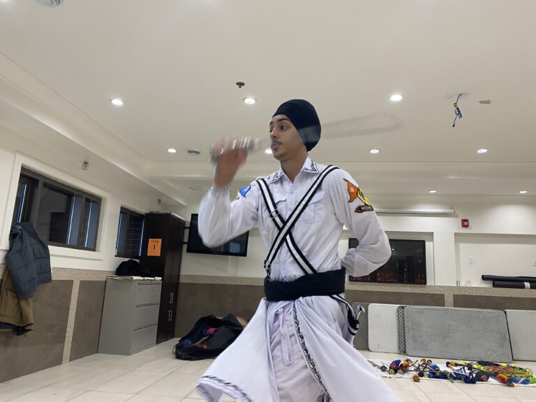 4_apr_gatka5